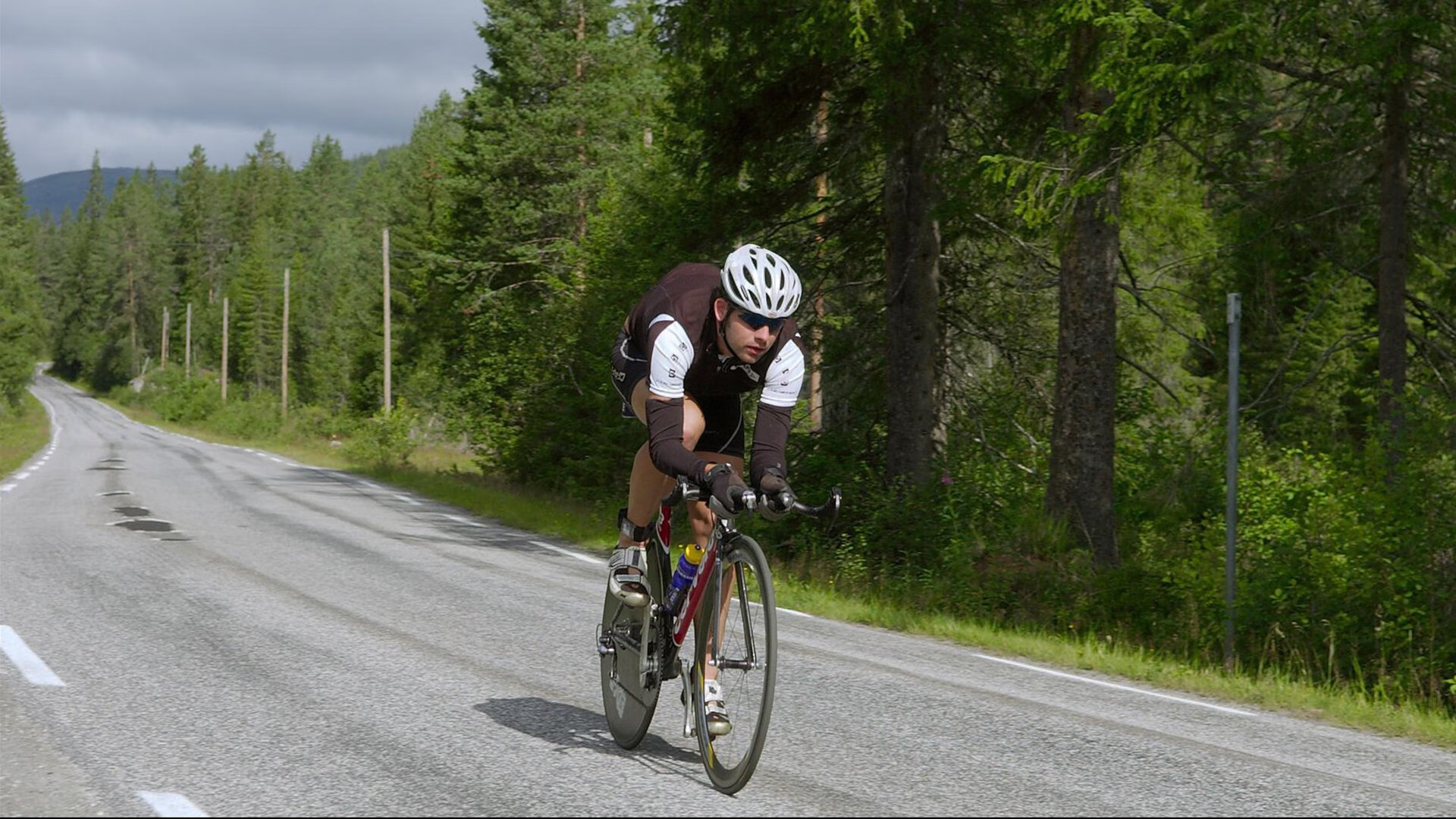 中国男篮技术细节优化 提升整体战术执行，为提高男篮大赛成绩,给中国男篮支招,切实可行的建议!
