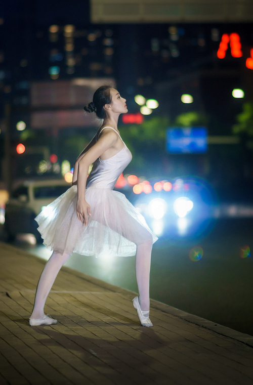 埃弗顿依靠定位球打破场上僵局，埃弗顿什么水平