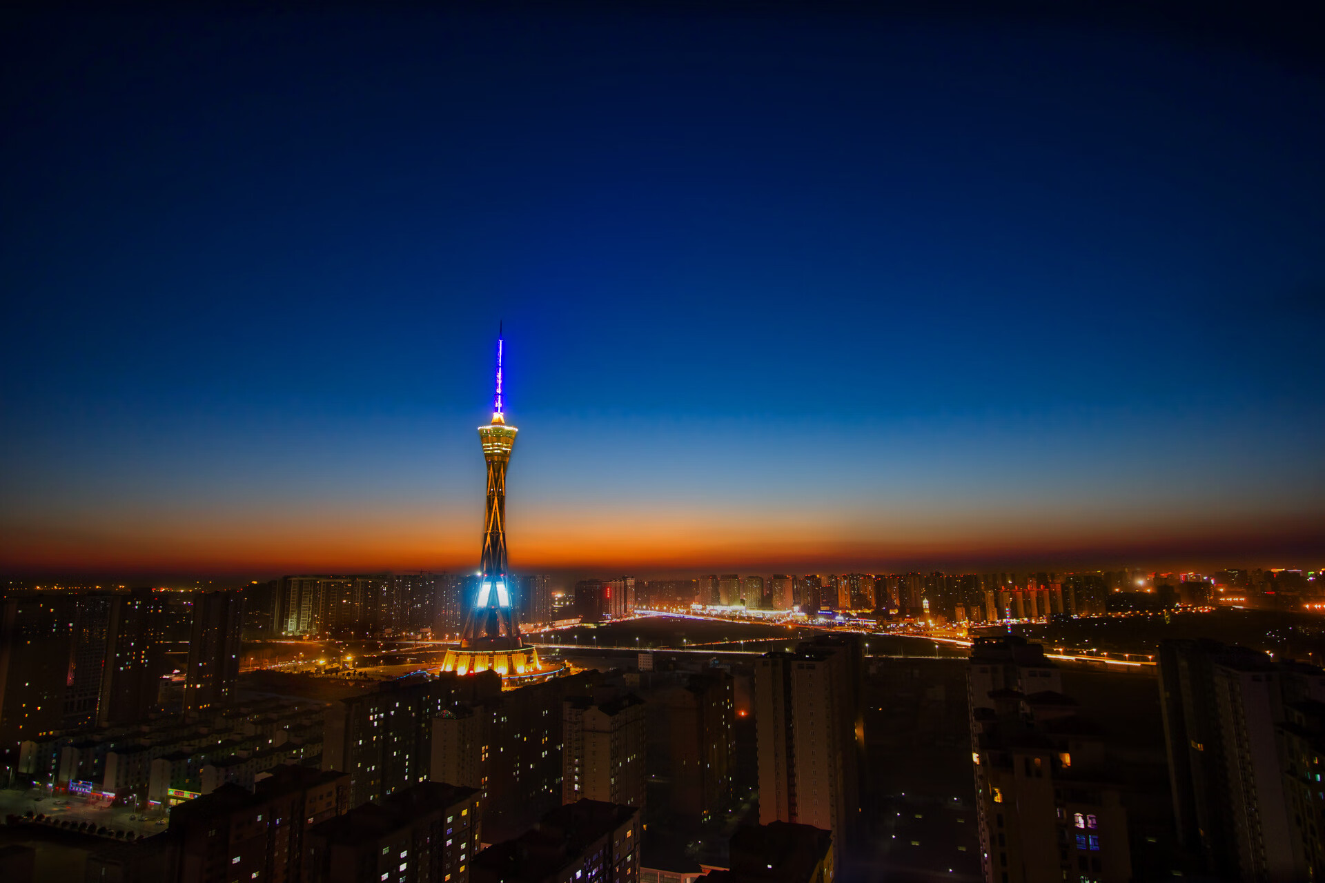 观众区视听体验纳入赛事评分体系，观众视角